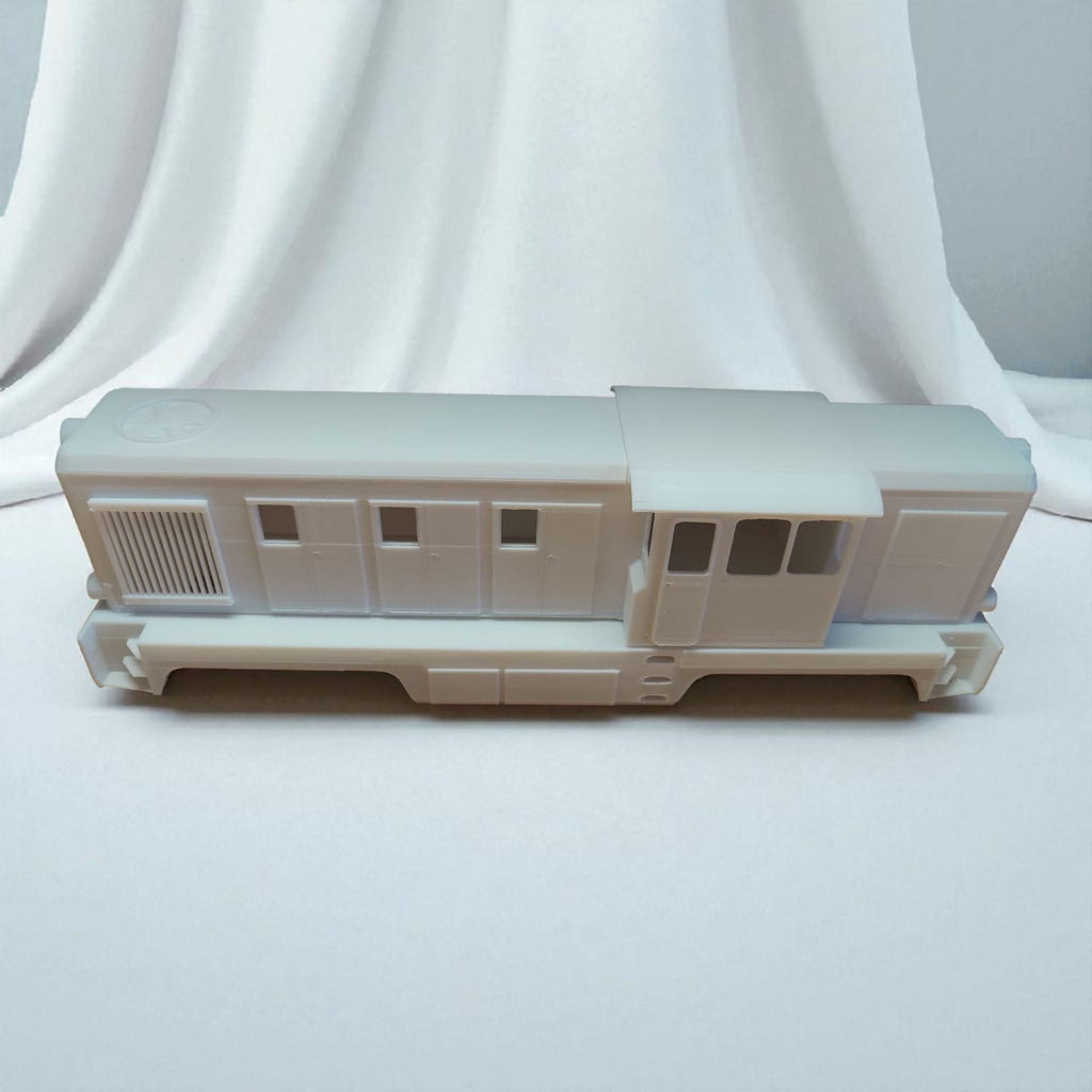 Spur 1 / 1e 1:32 Modellbau Diesellok FAUR L45H Gehäuse Unterboden Bausatz