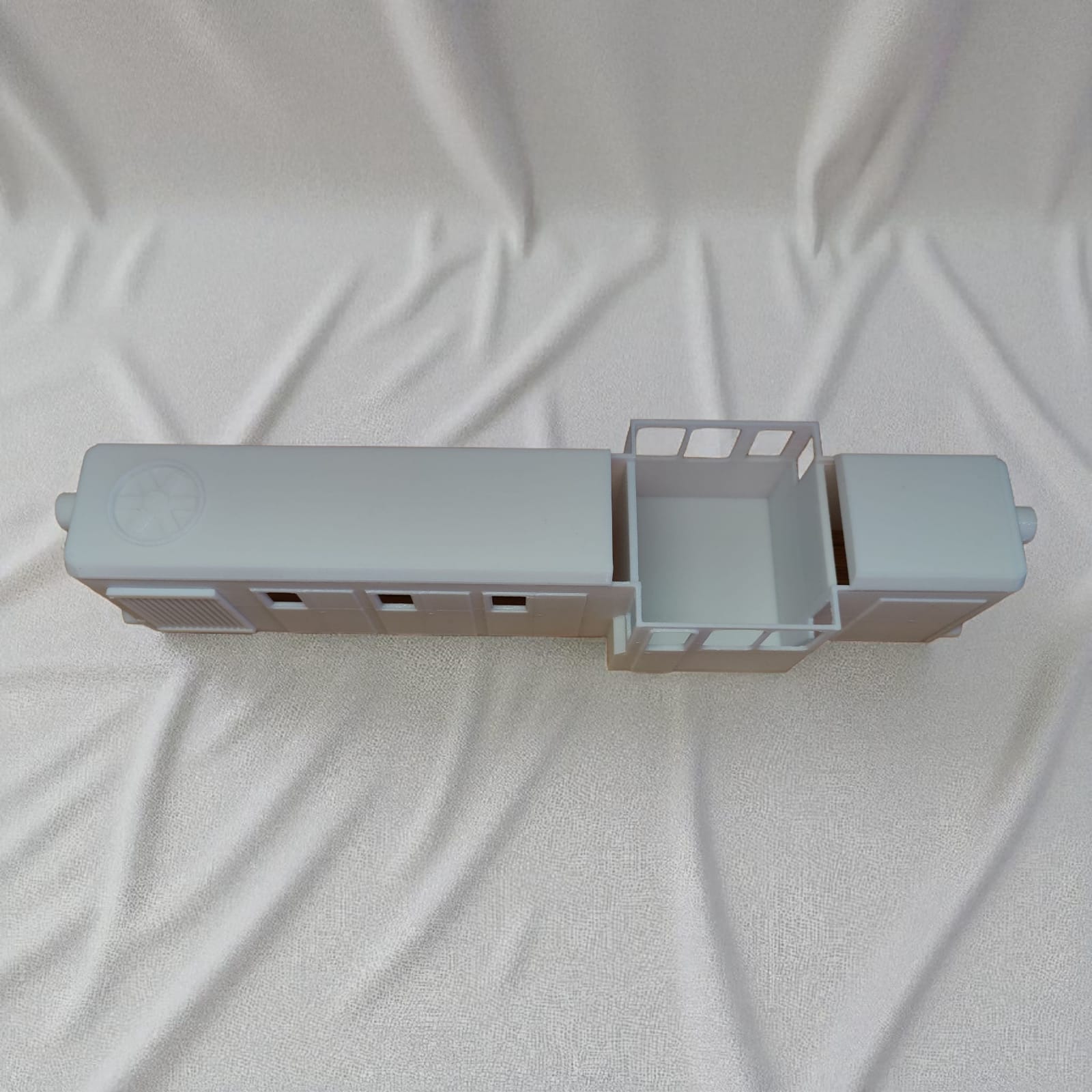 Spur 1 / 1e 1:32 Modellbau Diesellok FAUR L45H Gehäuse Unterboden Bausatz
