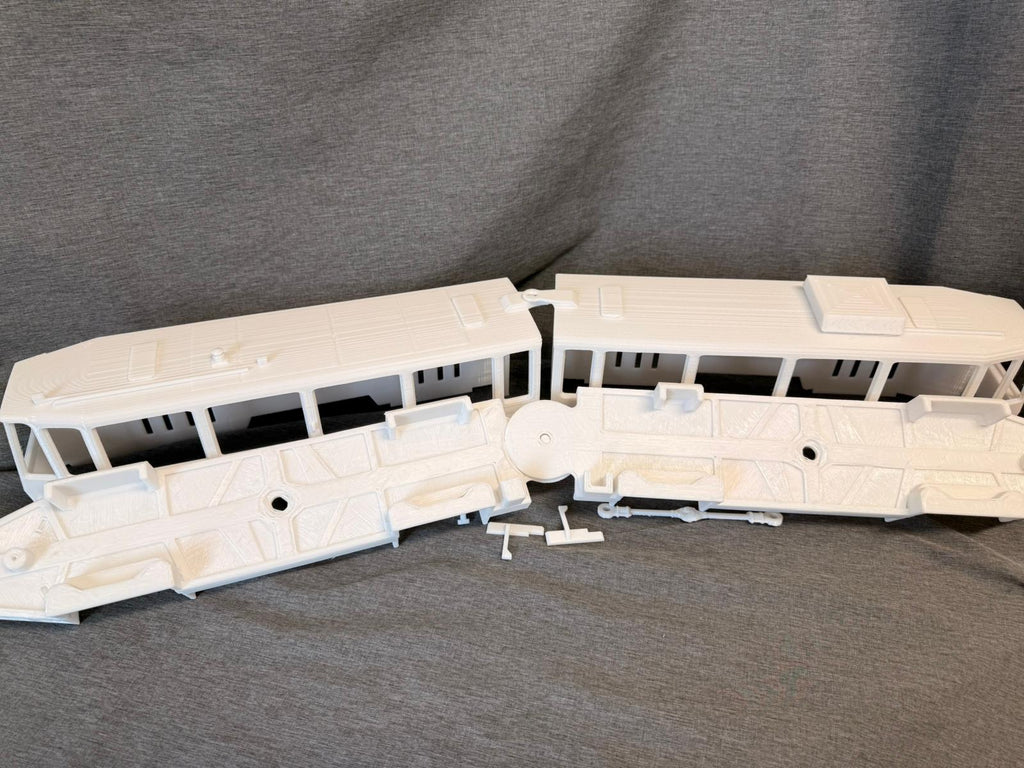 Spur G 1:22,5 – Tatra KT4D Straßenbahn Bausatz, passend für LGB & Gartenbahn