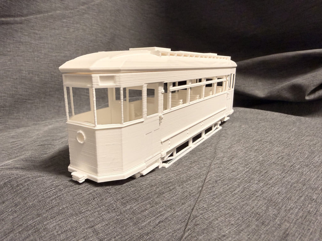 Spur 0m 1:45 Lindner 401 Straßenbahn Bausatz mit Inneneinrichtung
