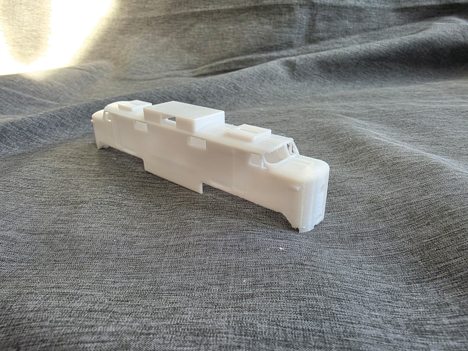 Spur N 1:160 GE EP-5 „Jets“ Elektrolok – New Haven Personen-Schnellzuglok