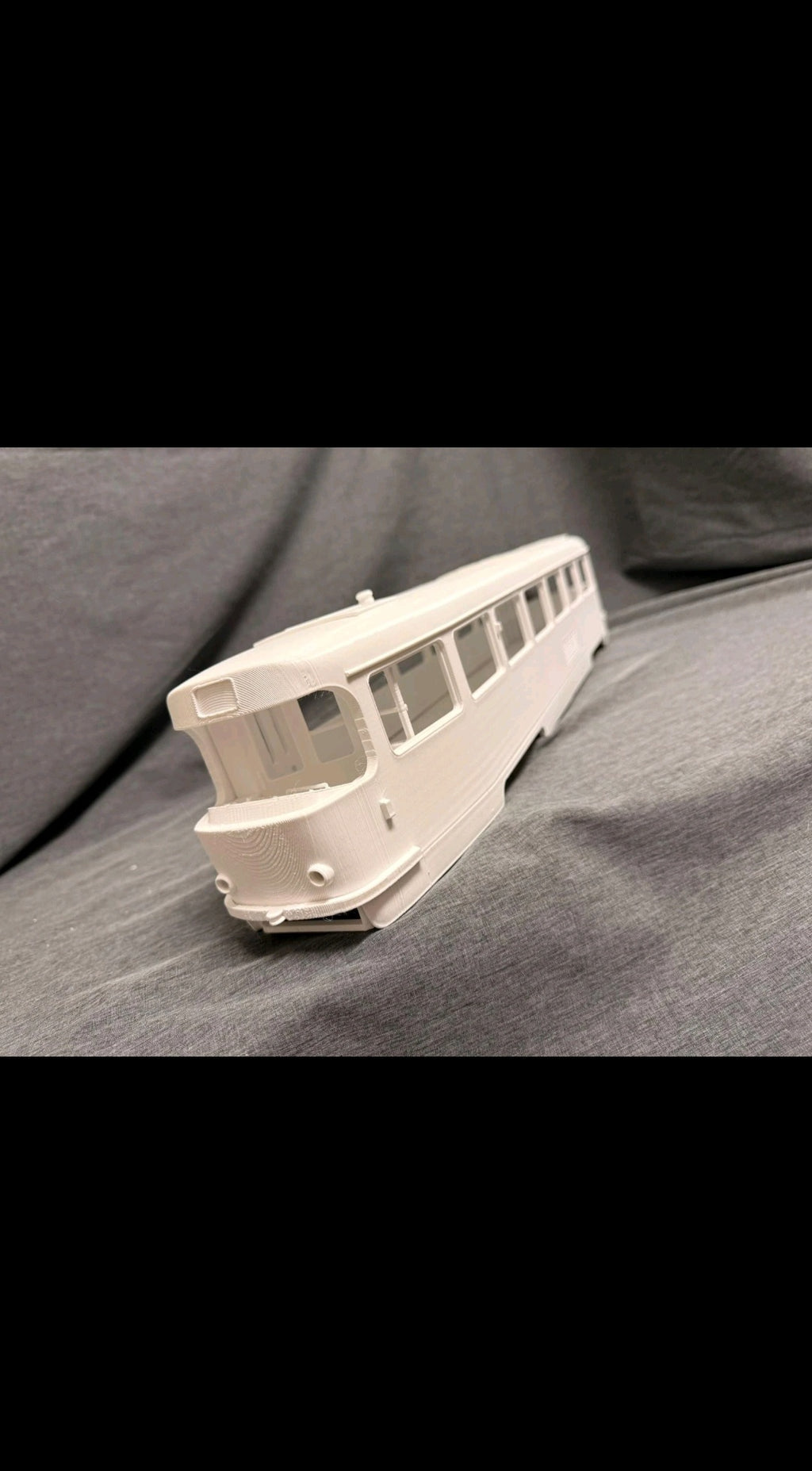Spur 0 1:45 Tatra T3 Straßenbahn Triebwagen Bausatz Straßenbahnmodell Modellbahn