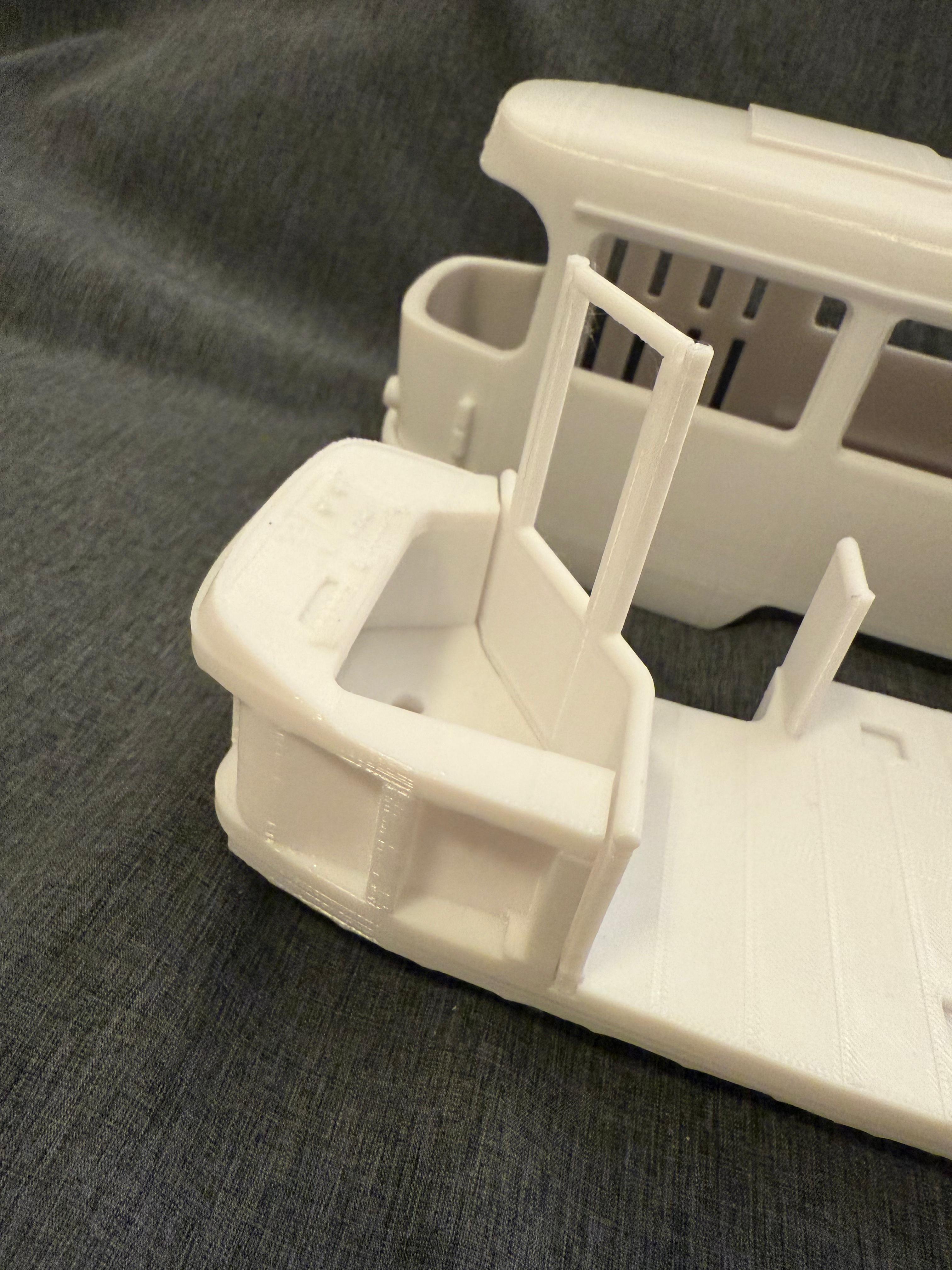 Spur G 1:22,5 – Tatra T4 Straßenbahn Bausatz, passend für LGB & Gartenbahn