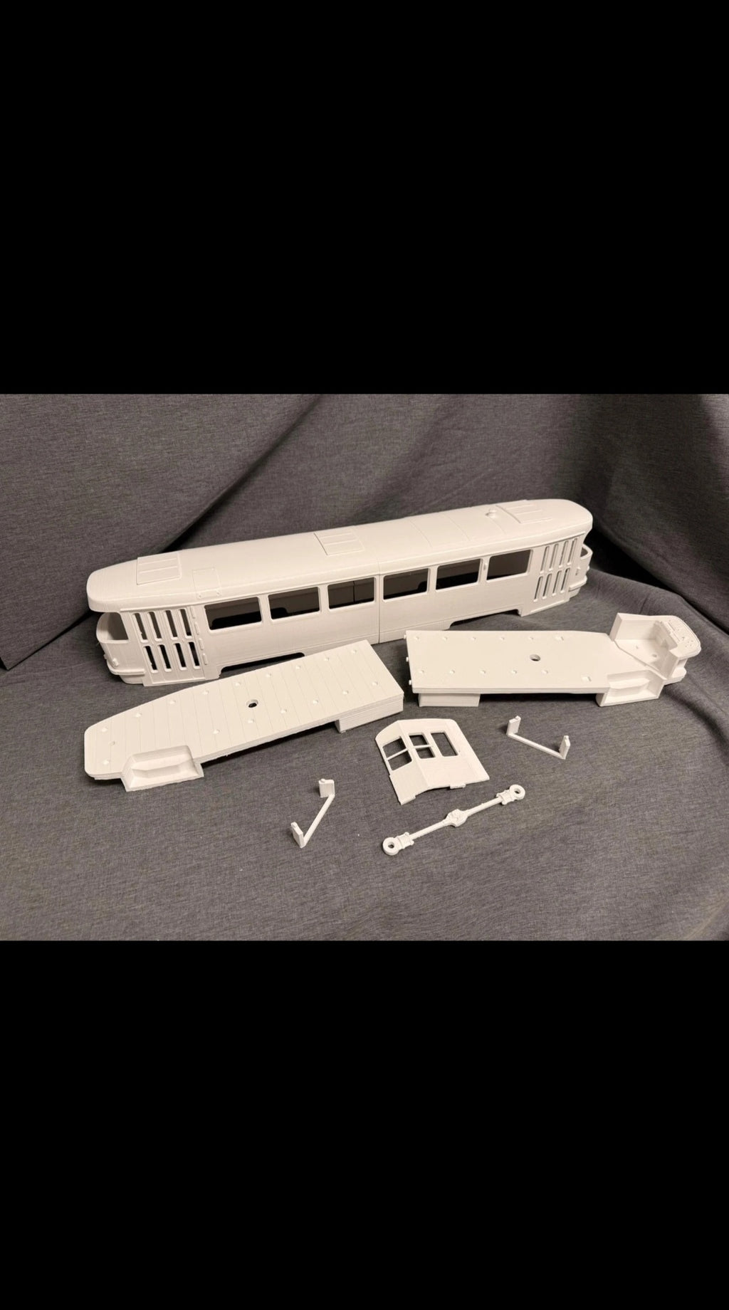 Spur 0 1:45 Tatra T3 Straßenbahn Triebwagen Bausatz Straßenbahnmodell Modellbahn