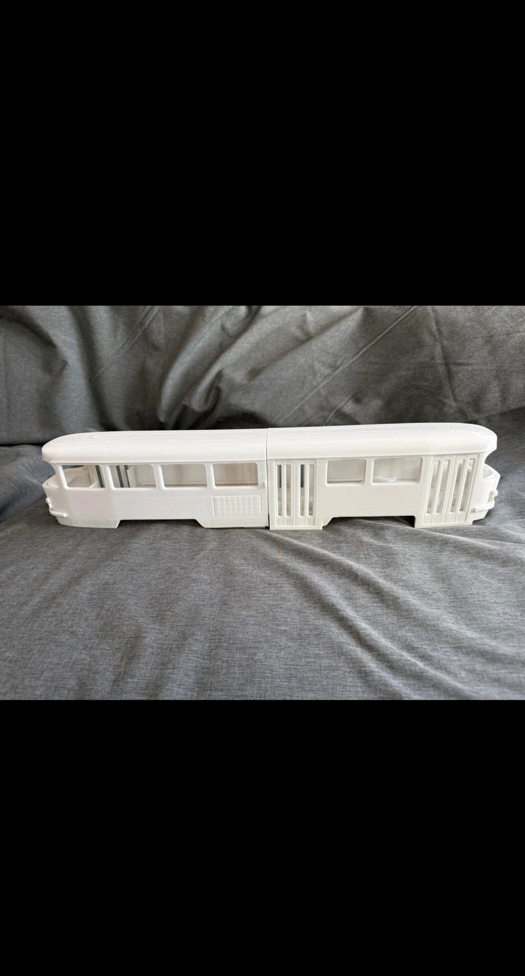 Spur G 1:22,5 – Tatra T4D-Z Straßenbahn Bausatz, passend für LGB & Gartenbahn