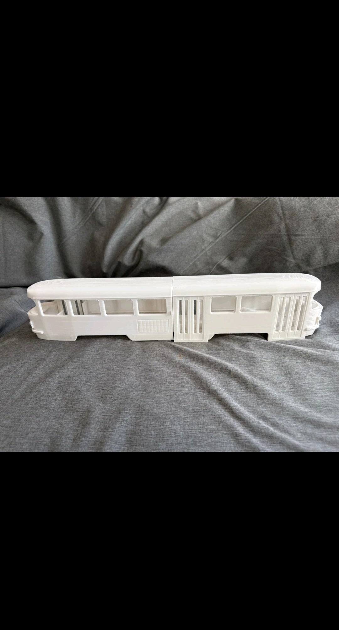 Spur G 1:22,5 – Tatra T4D-Z Straßenbahn Bausatz, passend für LGB & Gartenbahn