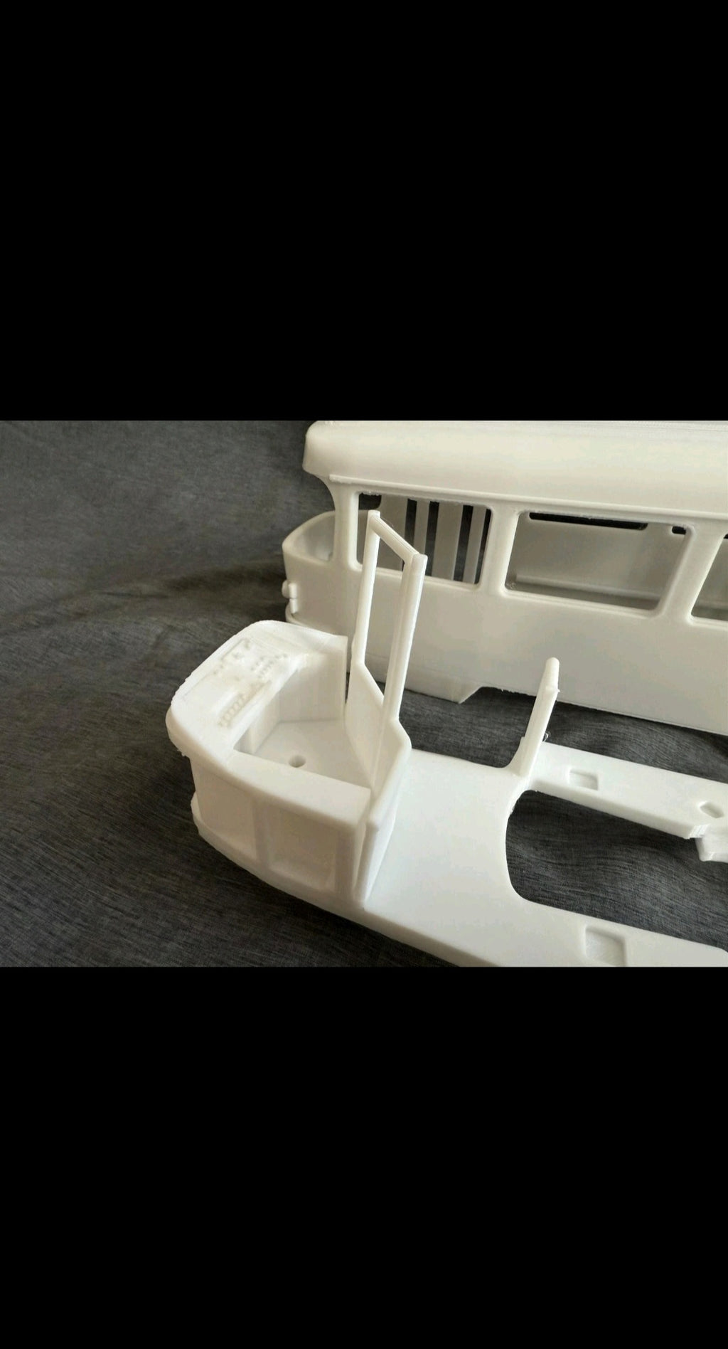 Spur G 1:22,5 – Tatra T4D-Z Straßenbahn Bausatz, passend für LGB & Gartenbahn