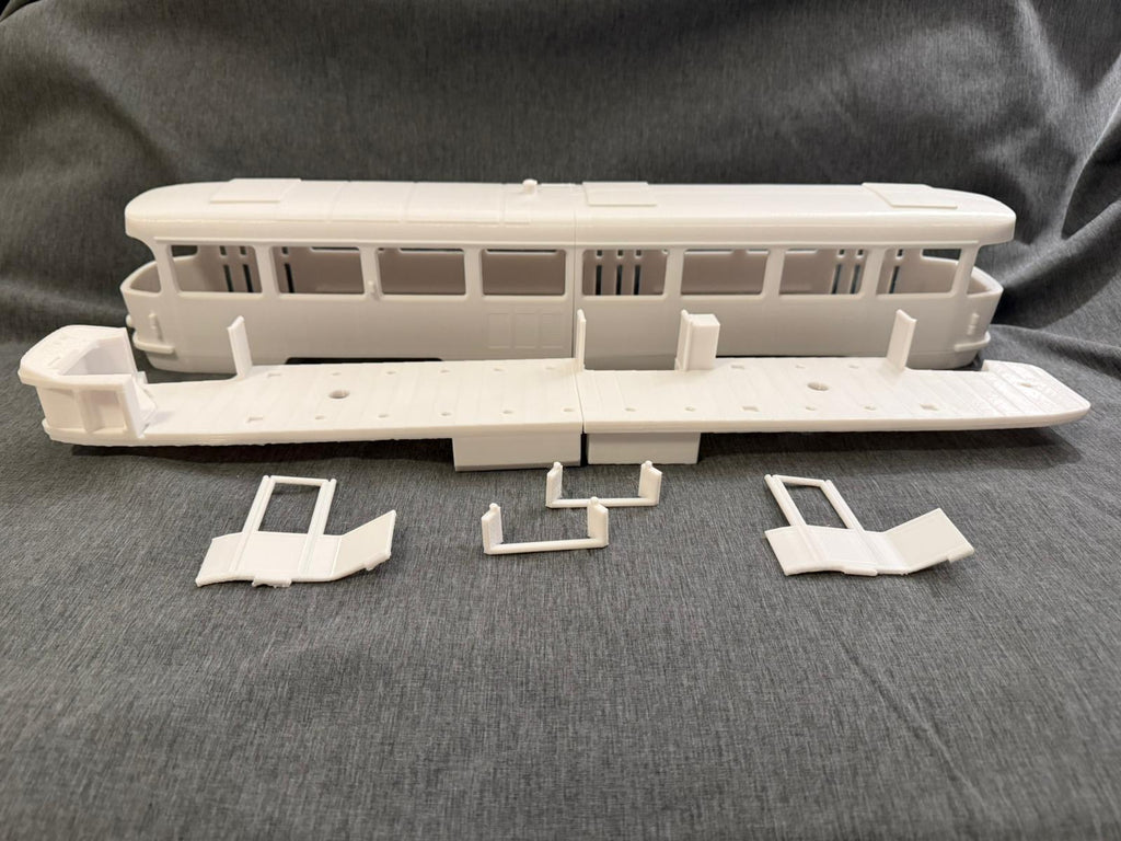 Spur G 1:22,5 – Tatra T4 Straßenbahn Bausatz, passend für LGB & Gartenbahn