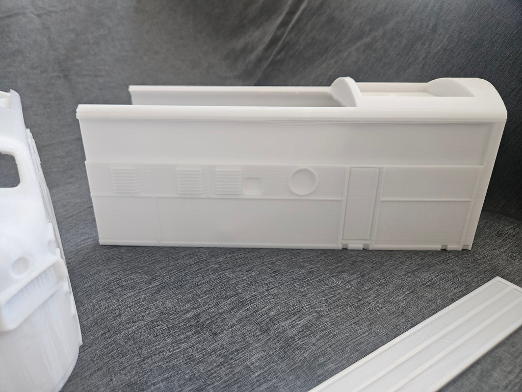 Spur G 1:22,5 F7 EMD Santa Fe  Diesellok Lokomotive geeignet für LGB  Gartenbahn