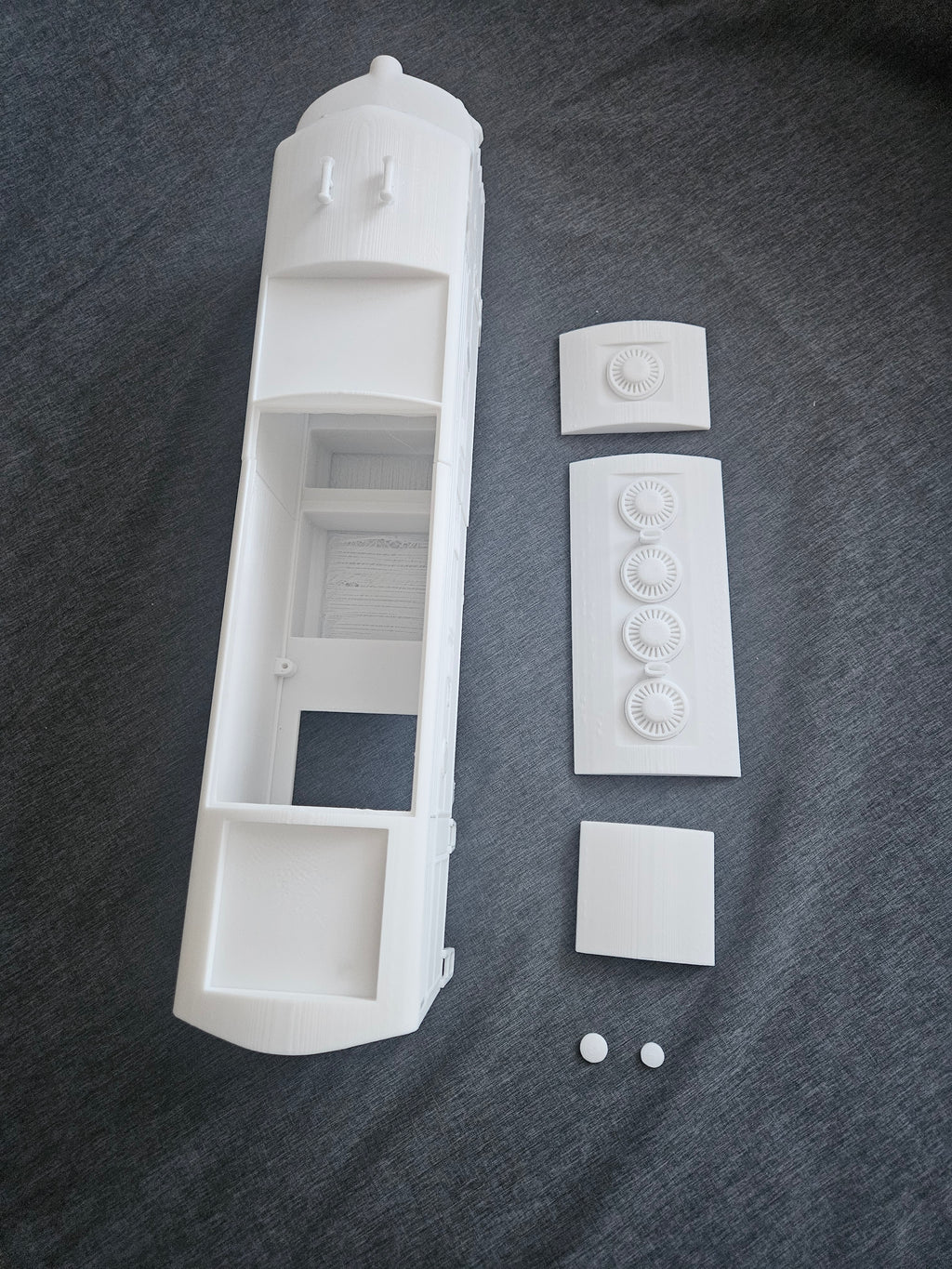 Spur G 1:22,5 F7 EMD Santa Fe  Diesellok Lokomotive geeignet für LGB  Gartenbahn