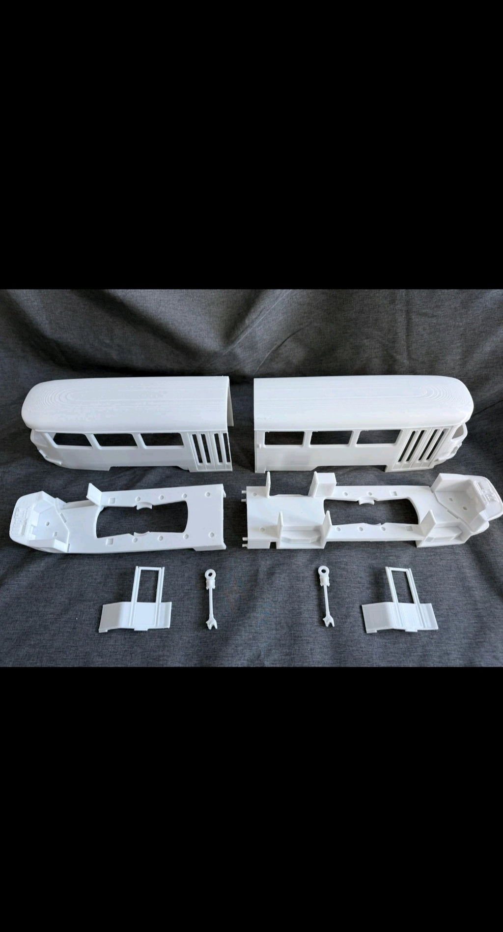 Spur G 1:22,5 – Tatra T4D-Z Straßenbahn Bausatz, passend für LGB & Gartenbahn