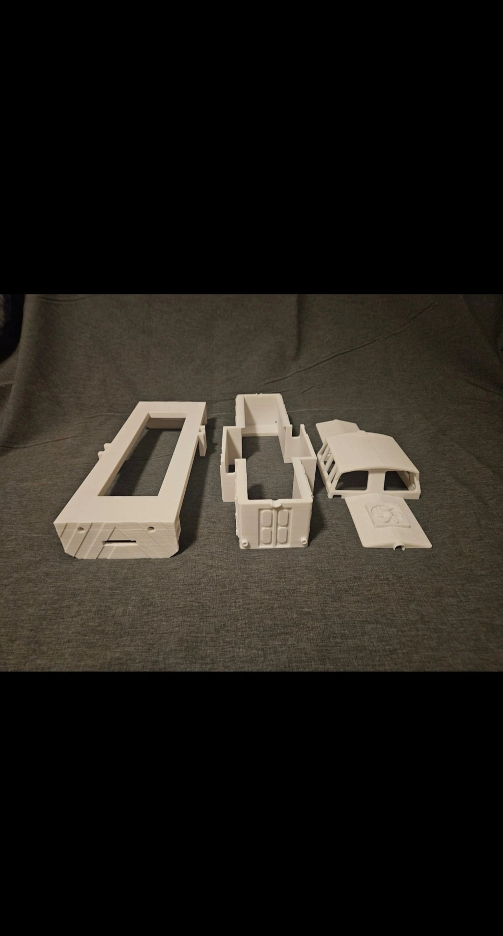 Spur G 1:22,5 Diesellok T334 „Rosička“ – Gartenbahn Bausatz kompatibel mit LGB