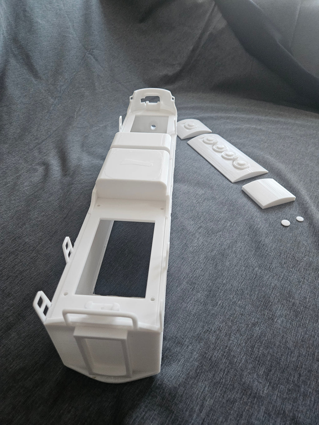 Spur G 1:22,5 F7 EMD Santa Fe  Diesellok Lokomotive geeignet für LGB  Gartenbahn