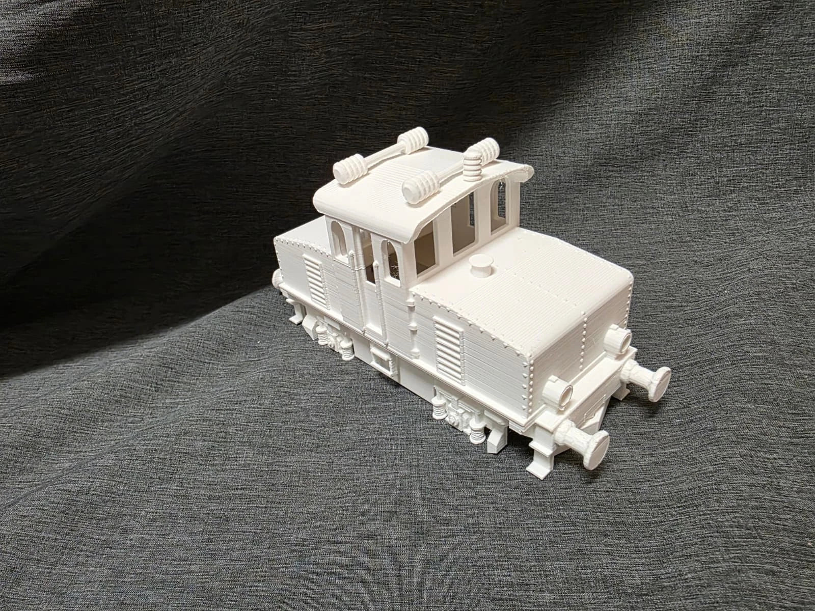 Spur 0 1:45 Elektrolokomotive E 69 04 – E-Lok – Modellbahn – Bausatz