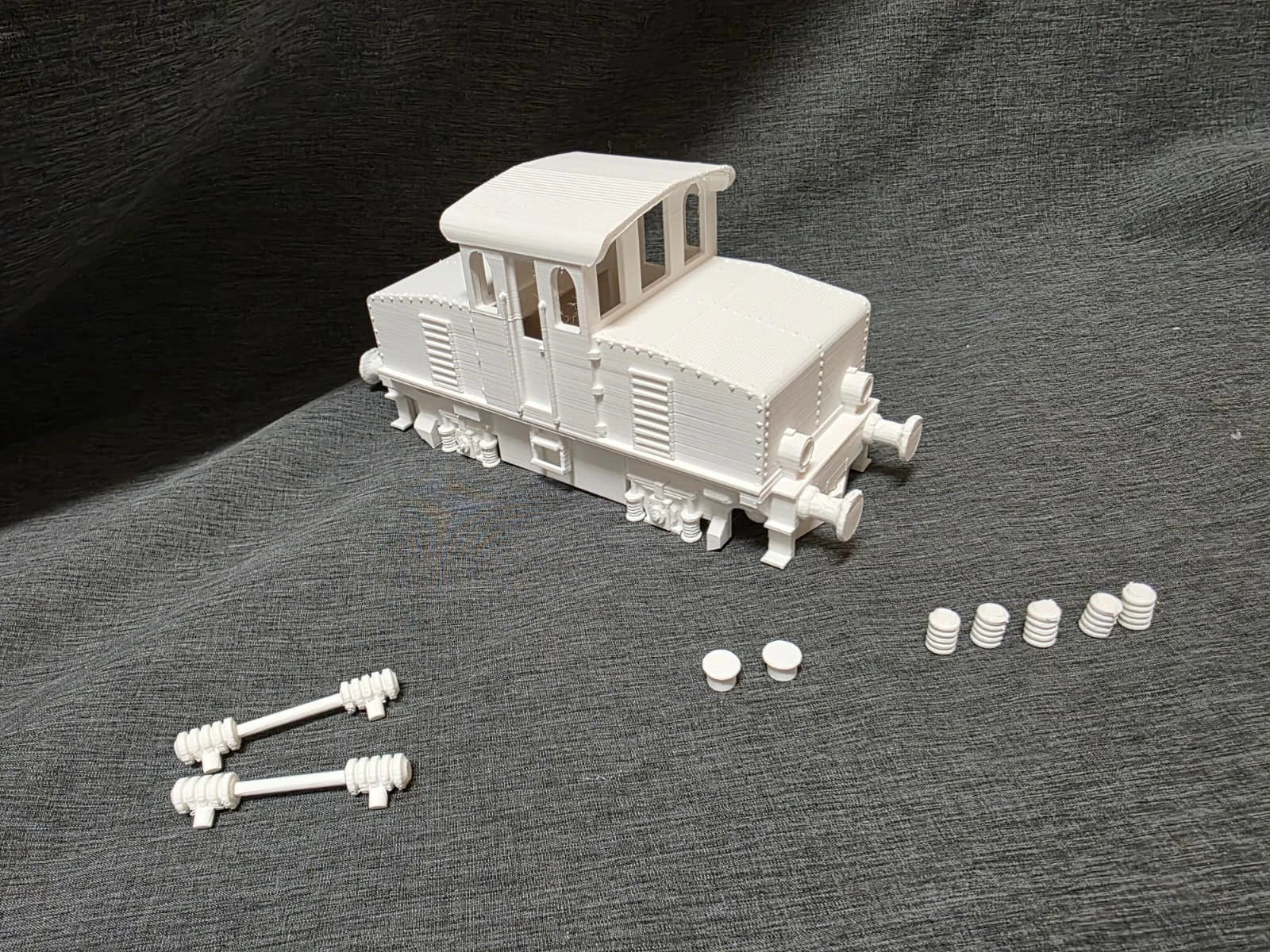 Spur 0 1:45 Elektrolokomotive E 69 04 – E-Lok – Modellbahn – Bausatz