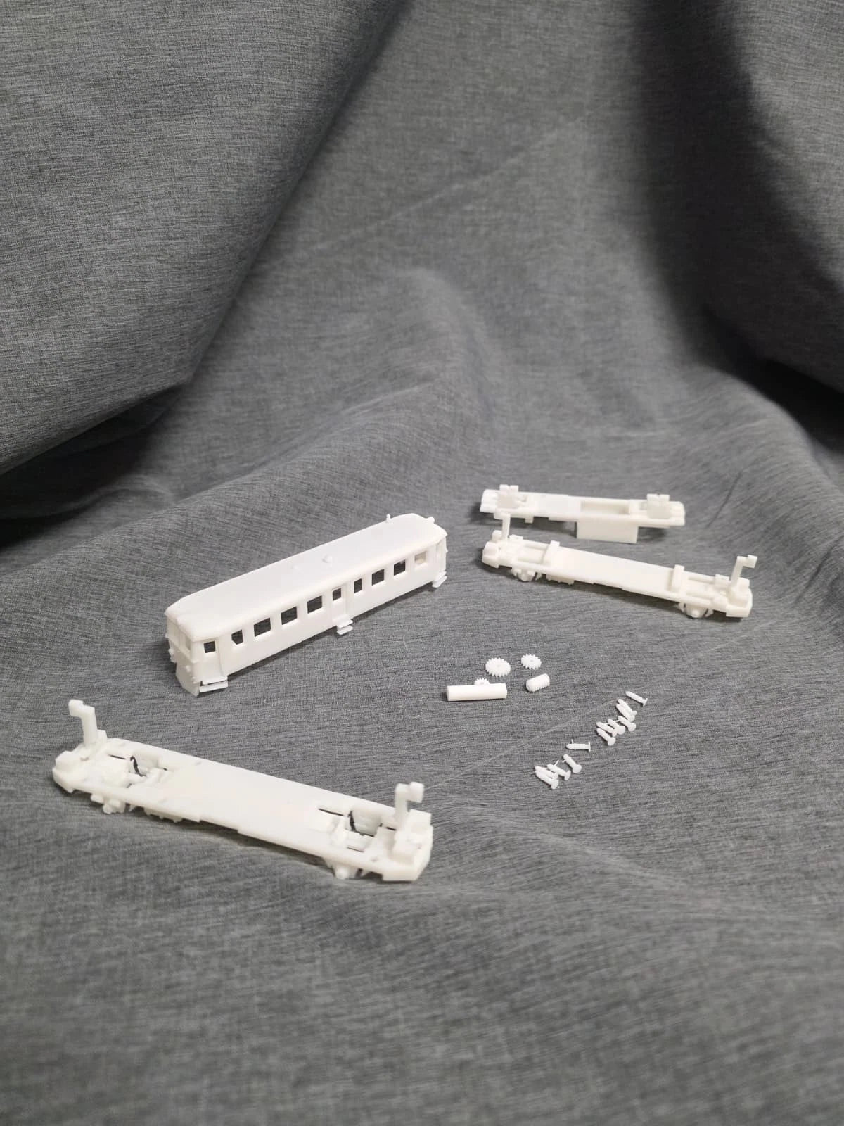 Spur H0 (1:87) Automotor Malaxa 900 / Baureihe 77 Bausatz Triebwagen Modellbau