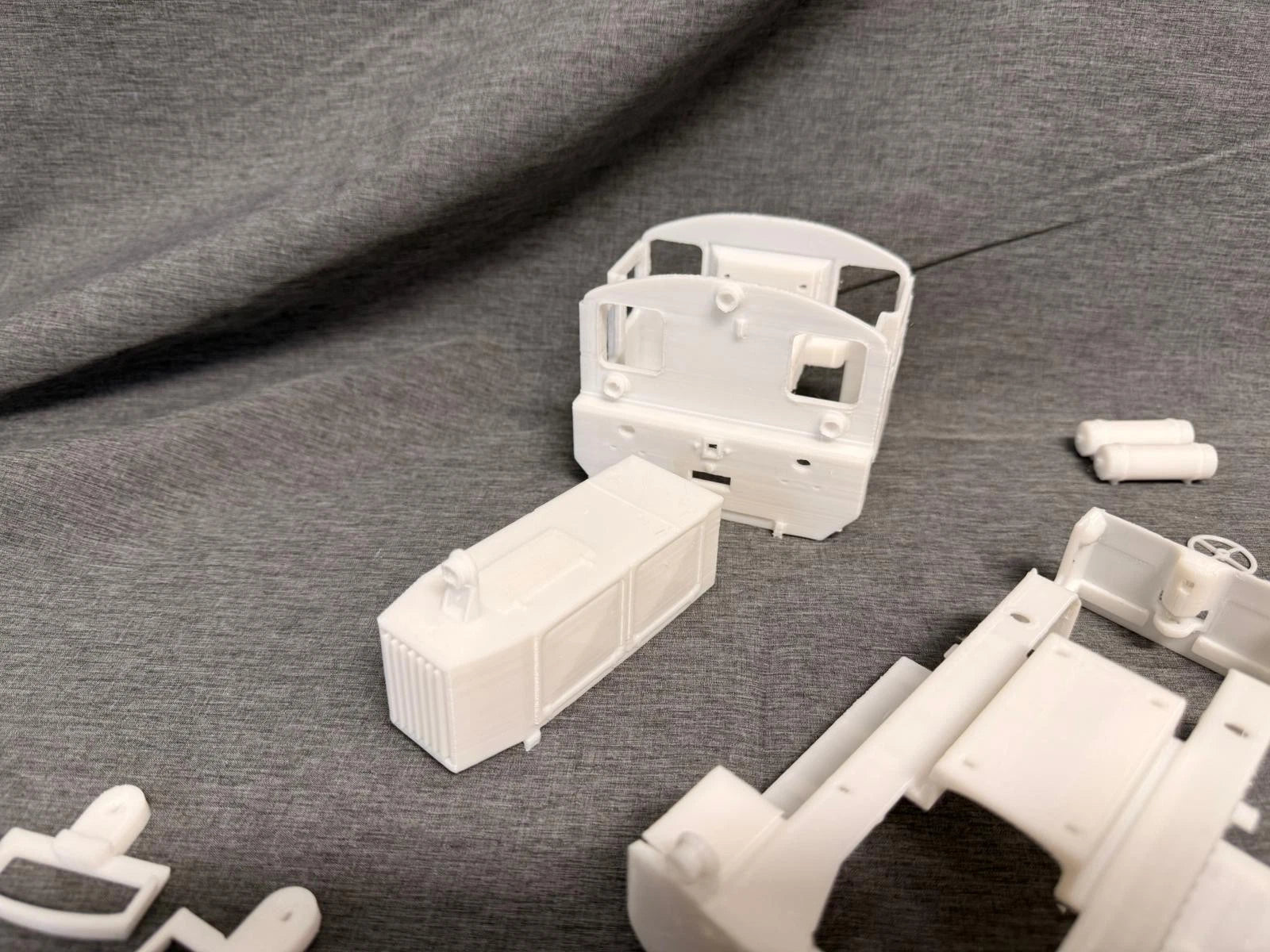 Spur H0 1:87 DB Köf II Rangierlok Lokgehäuse Bausatz Kleinlok Modelleisenbahn